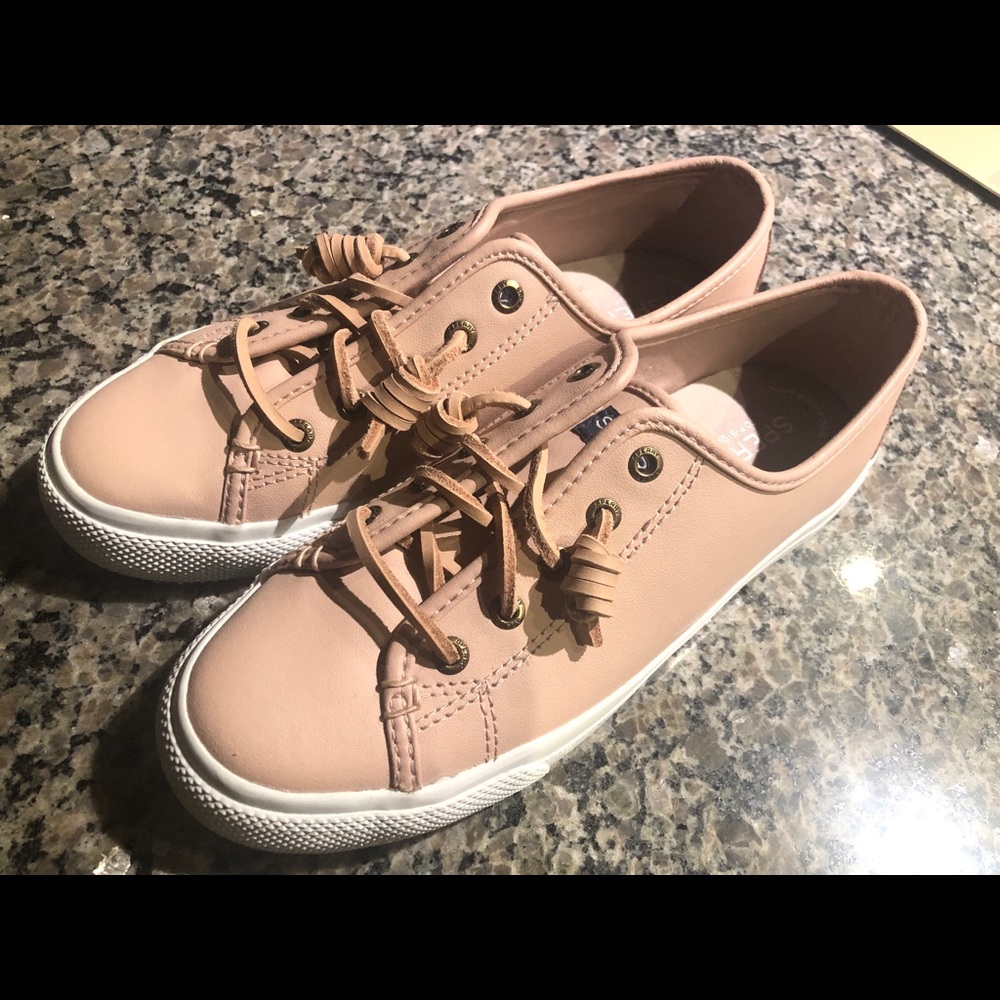 Sperry Seacoast leather shoes 6.5